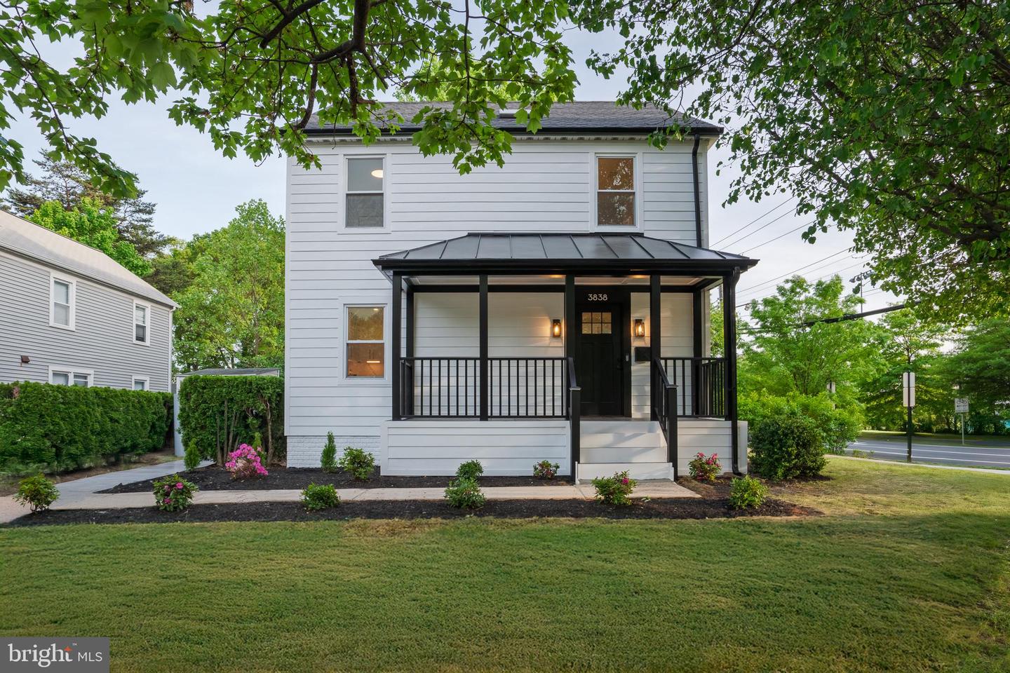 3838 13TH ST N, ARLINGTON, Virginia 22201, 3 Bedrooms Bedrooms, ,2 BathroomsBathrooms,Residential,For sale,3838 13TH ST N,VAAR2056298 MLS # VAAR2056298