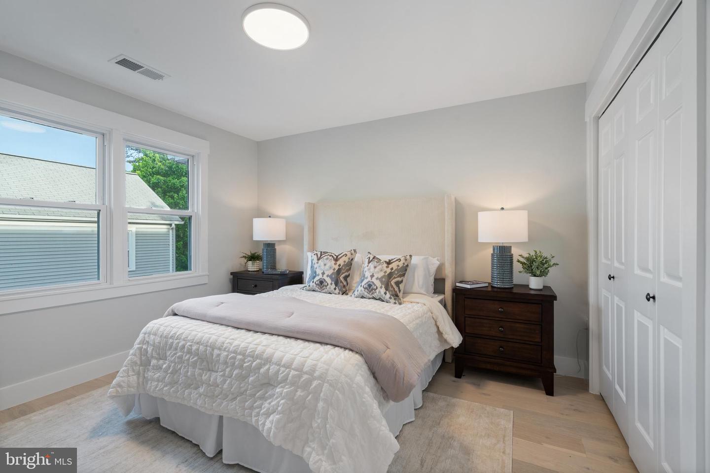 3838 13TH ST N, ARLINGTON, Virginia 22201, 3 Bedrooms Bedrooms, ,2 BathroomsBathrooms,Residential,For sale,3838 13TH ST N,VAAR2056298 MLS # VAAR2056298