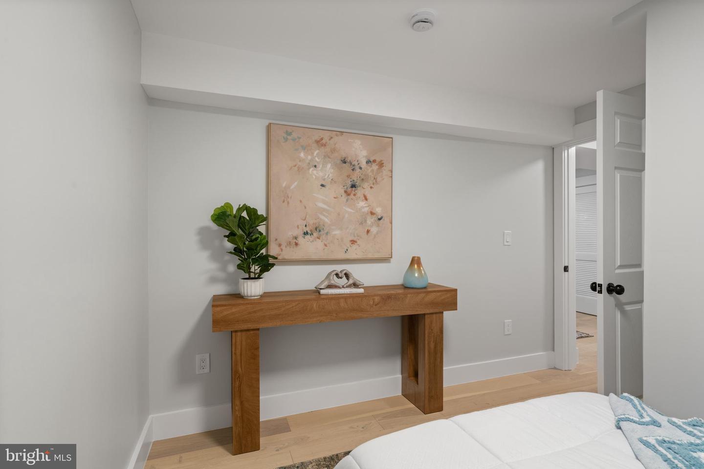 3838 13TH ST N, ARLINGTON, Virginia 22201, 3 Bedrooms Bedrooms, ,2 BathroomsBathrooms,Residential,For sale,3838 13TH ST N,VAAR2056298 MLS # VAAR2056298