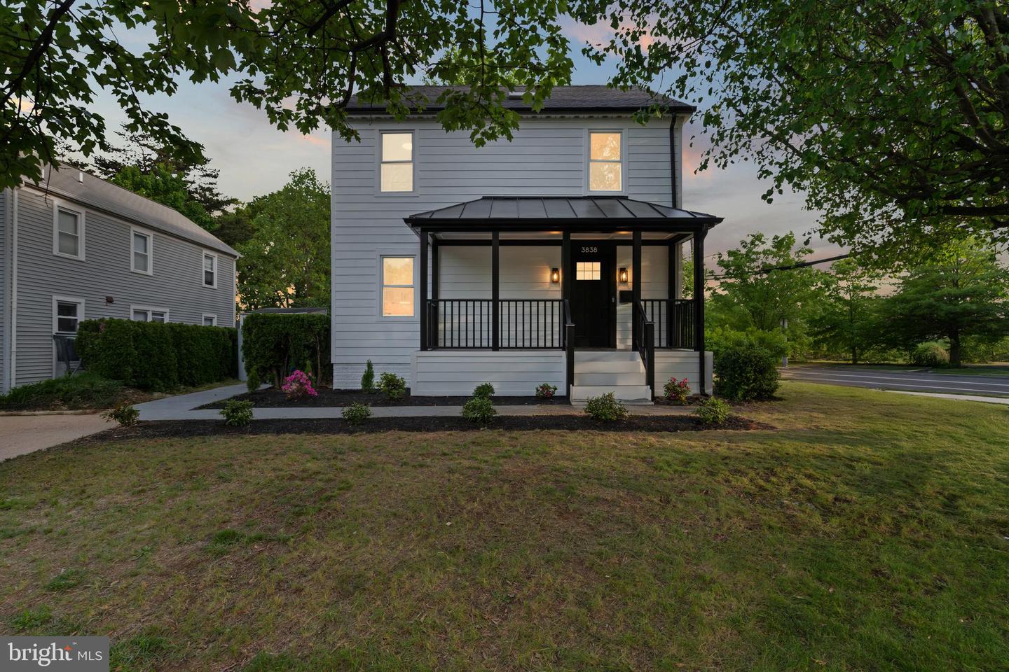 3838 13TH ST N, ARLINGTON, Virginia 22201, 3 Bedrooms Bedrooms, ,2 BathroomsBathrooms,Residential,For sale,3838 13TH ST N,VAAR2056298 MLS # VAAR2056298