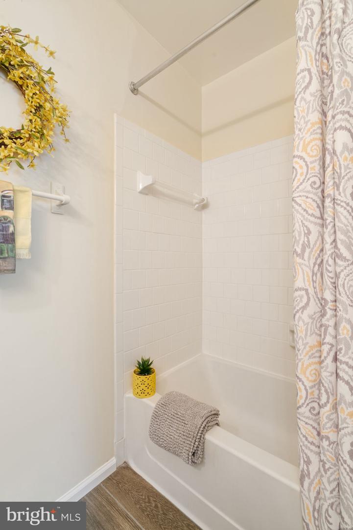 12286 DAPPLE GRAY CT, WOODBRIDGE, Virginia 22192, 3 Bedrooms Bedrooms, ,3 BathroomsBathrooms,Residential,For sale,12286 DAPPLE GRAY CT,VAPW2092476 MLS # VAPW2092476