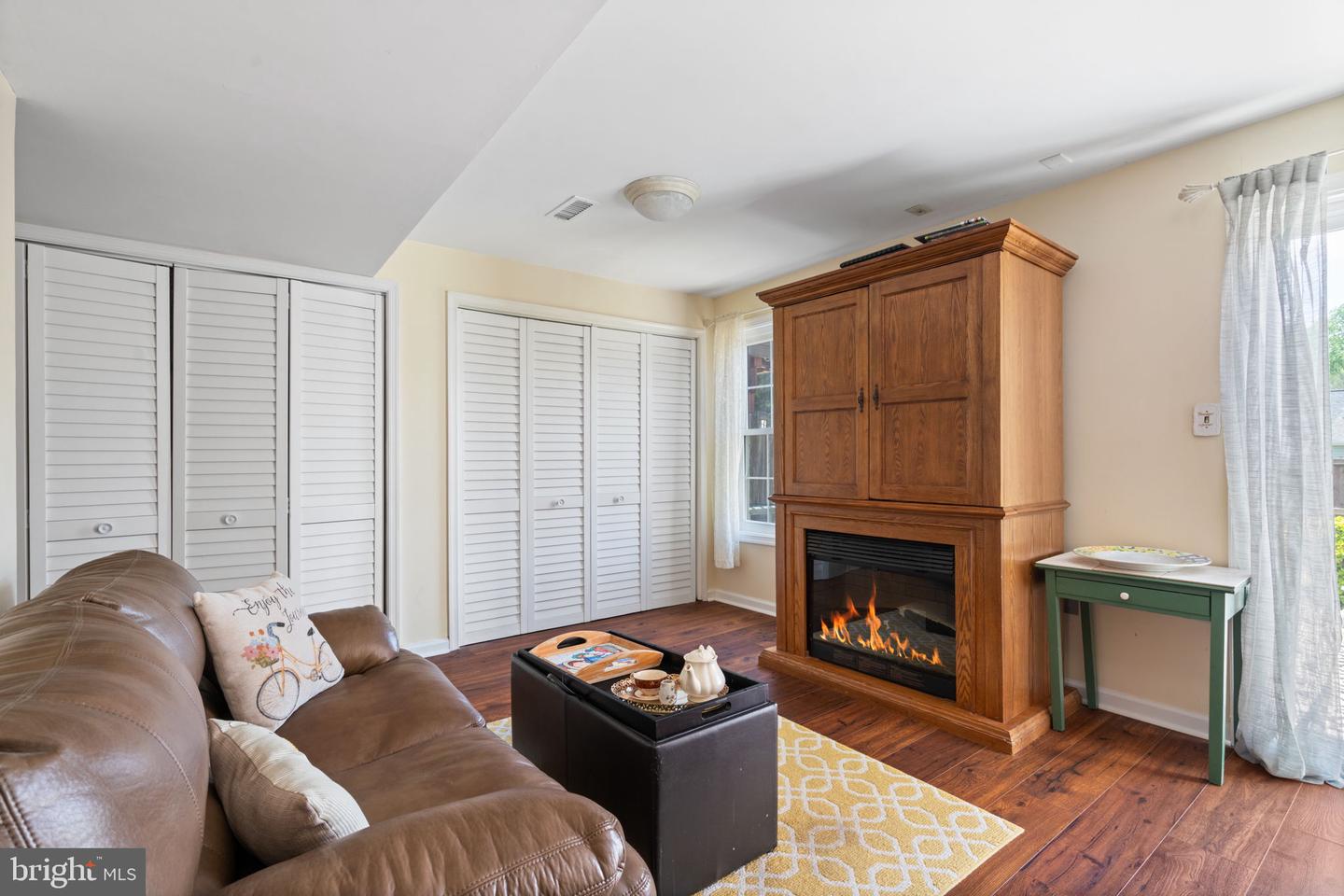 12286 DAPPLE GRAY CT, WOODBRIDGE, Virginia 22192, 3 Bedrooms Bedrooms, ,3 BathroomsBathrooms,Residential,For sale,12286 DAPPLE GRAY CT,VAPW2092476 MLS # VAPW2092476