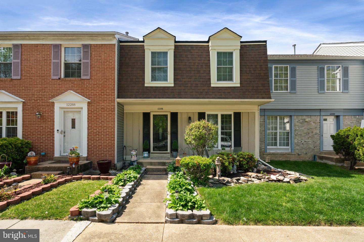 12286 DAPPLE GRAY CT, WOODBRIDGE, Virginia 22192, 3 Bedrooms Bedrooms, ,3 BathroomsBathrooms,Residential,For sale,12286 DAPPLE GRAY CT,VAPW2092476 MLS # VAPW2092476