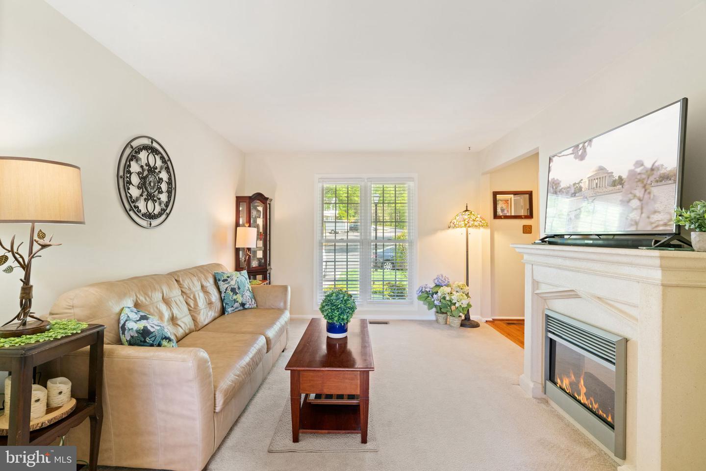 12286 DAPPLE GRAY CT, WOODBRIDGE, Virginia 22192, 3 Bedrooms Bedrooms, ,3 BathroomsBathrooms,Residential,For sale,12286 DAPPLE GRAY CT,VAPW2092476 MLS # VAPW2092476