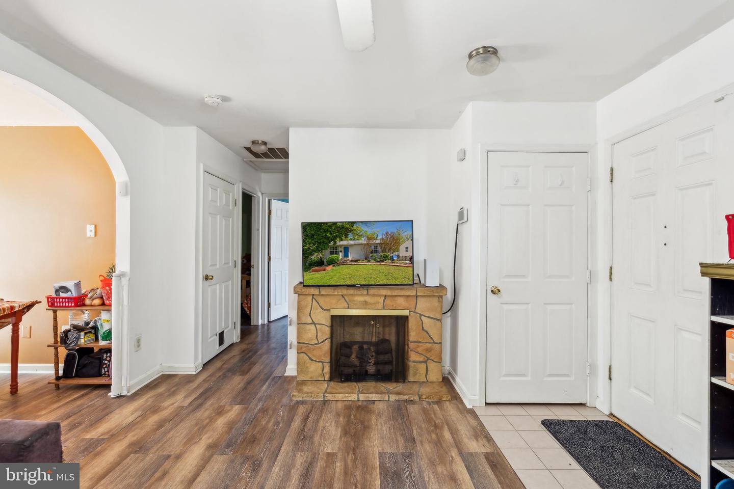 246 MANASSAS DR, MANASSAS PARK, Virginia 20111, 3 Bedrooms Bedrooms, ,2 BathroomsBathrooms,Residential,For sale,246 MANASSAS DR,VAMP2002990 MLS # VAMP2002990