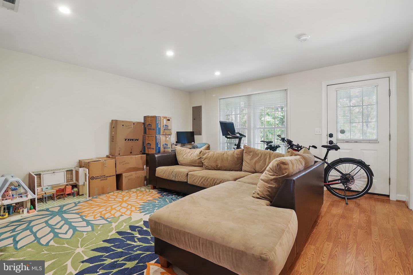14439 FOWLERS MILL DR, GAINESVILLE, Virginia 20155, 3 Bedrooms Bedrooms, ,3 BathroomsBathrooms,Residential,For sale,14439 FOWLERS MILL DR,VAPW2092414 MLS # VAPW2092414