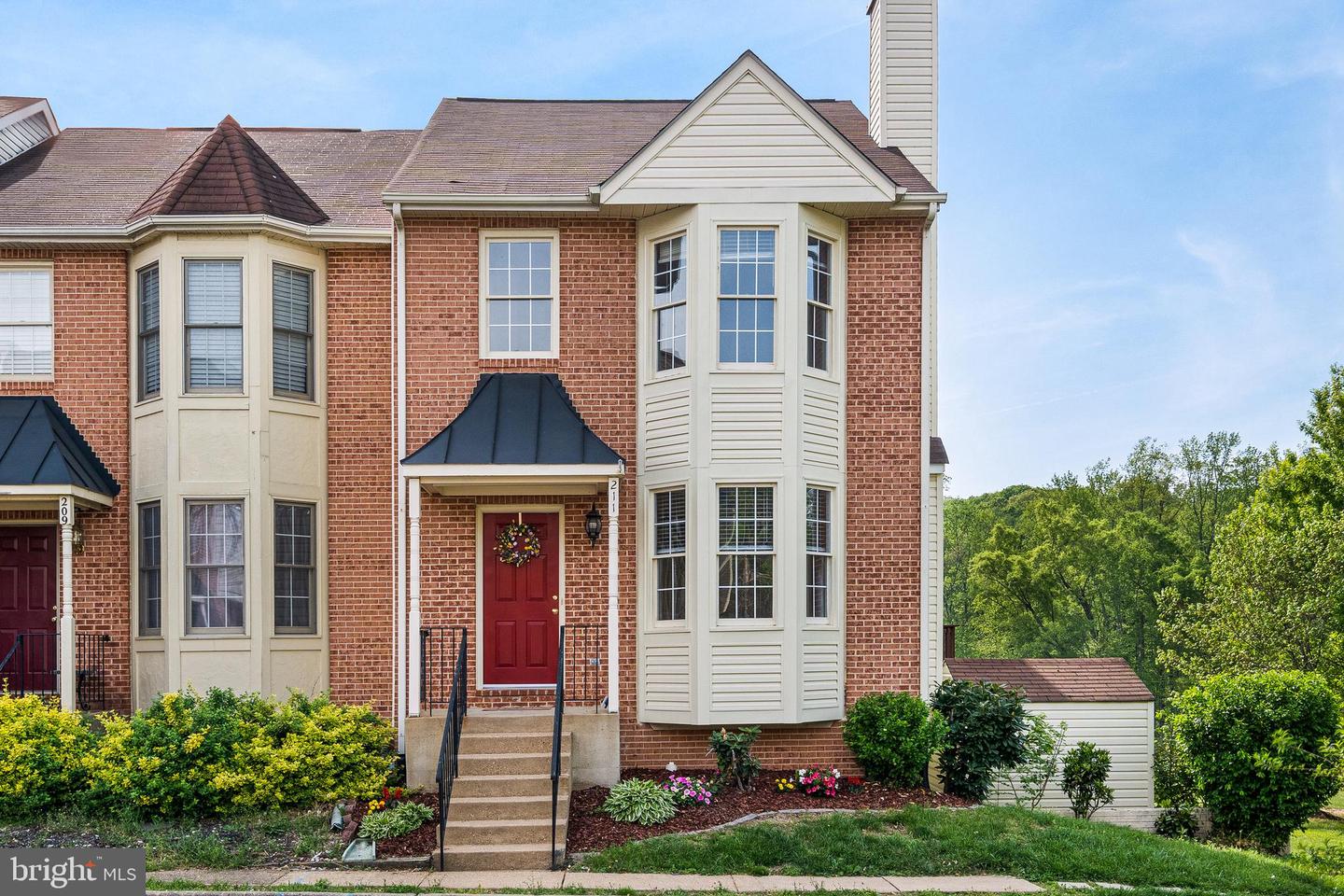 211 BARRIE PL, FREDERICKSBURG, Virginia 22405, 4 Bedrooms Bedrooms, ,3 BathroomsBathrooms,Residential,For sale,211 BARRIE PL,VAST2038034 MLS # VAST2038034