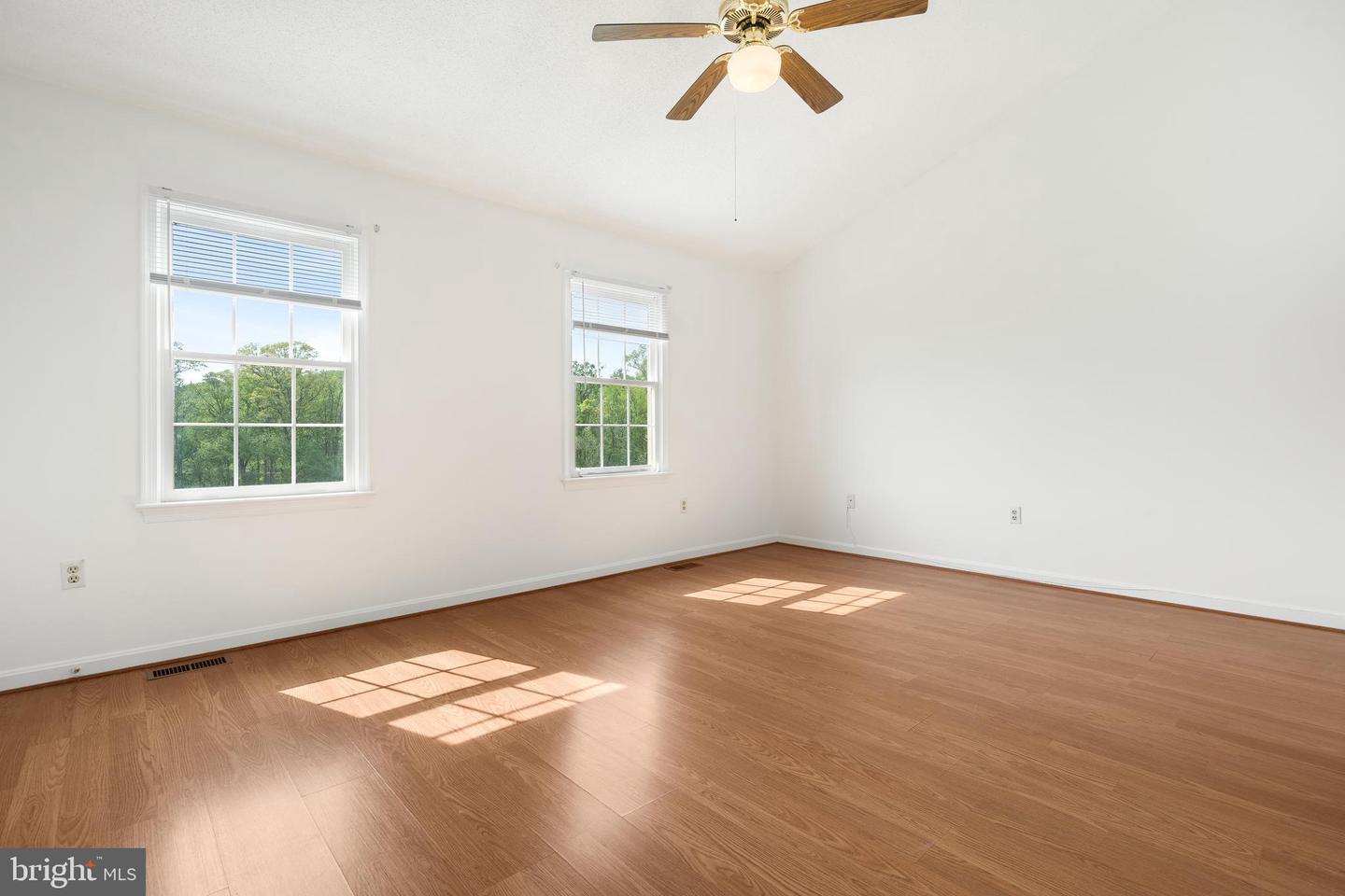 211 BARRIE PL, FREDERICKSBURG, Virginia 22405, 4 Bedrooms Bedrooms, ,3 BathroomsBathrooms,Residential,For sale,211 BARRIE PL,VAST2038034 MLS # VAST2038034