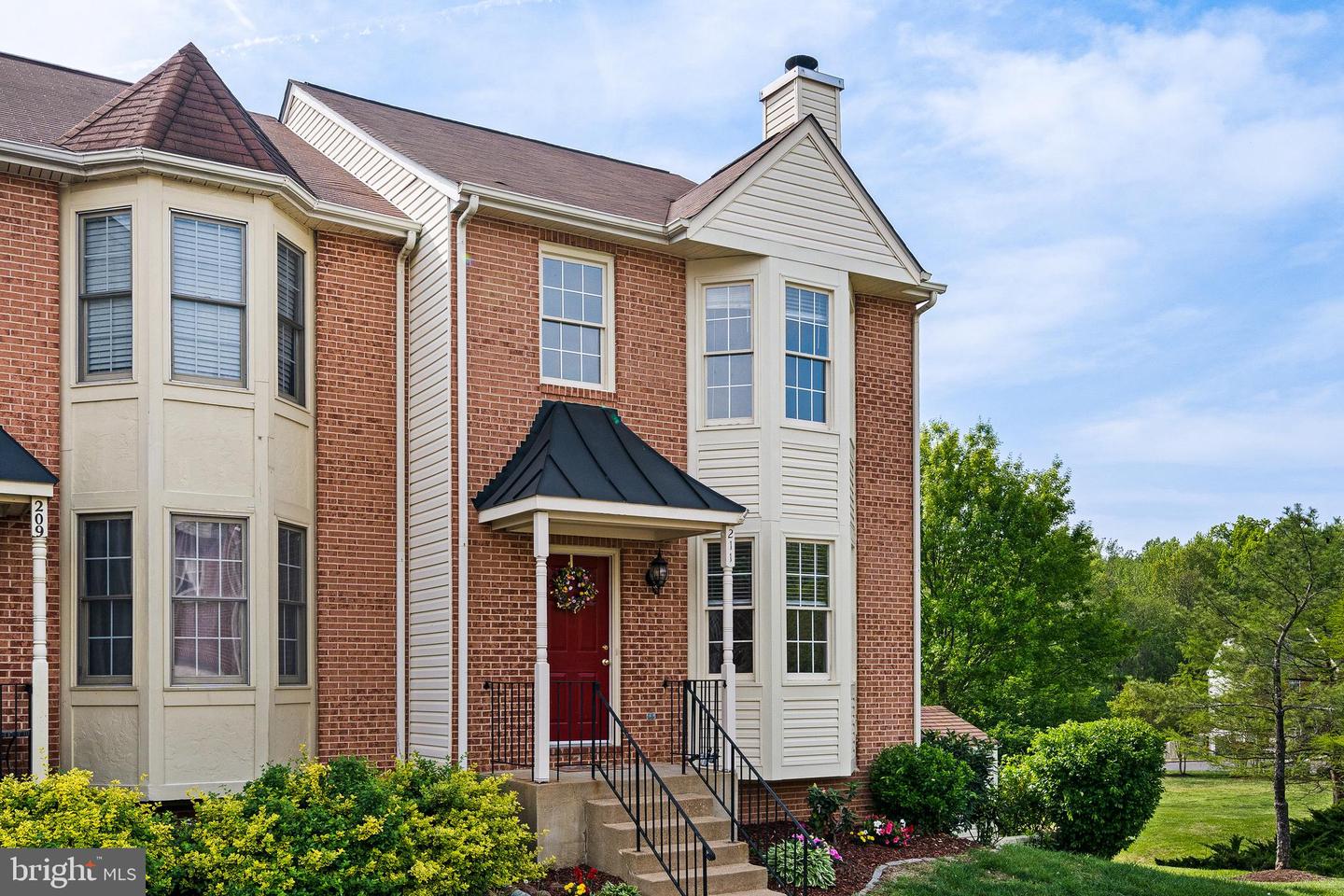 211 BARRIE PL, FREDERICKSBURG, Virginia 22405, 4 Bedrooms Bedrooms, ,3 BathroomsBathrooms,Residential,For sale,211 BARRIE PL,VAST2038034 MLS # VAST2038034