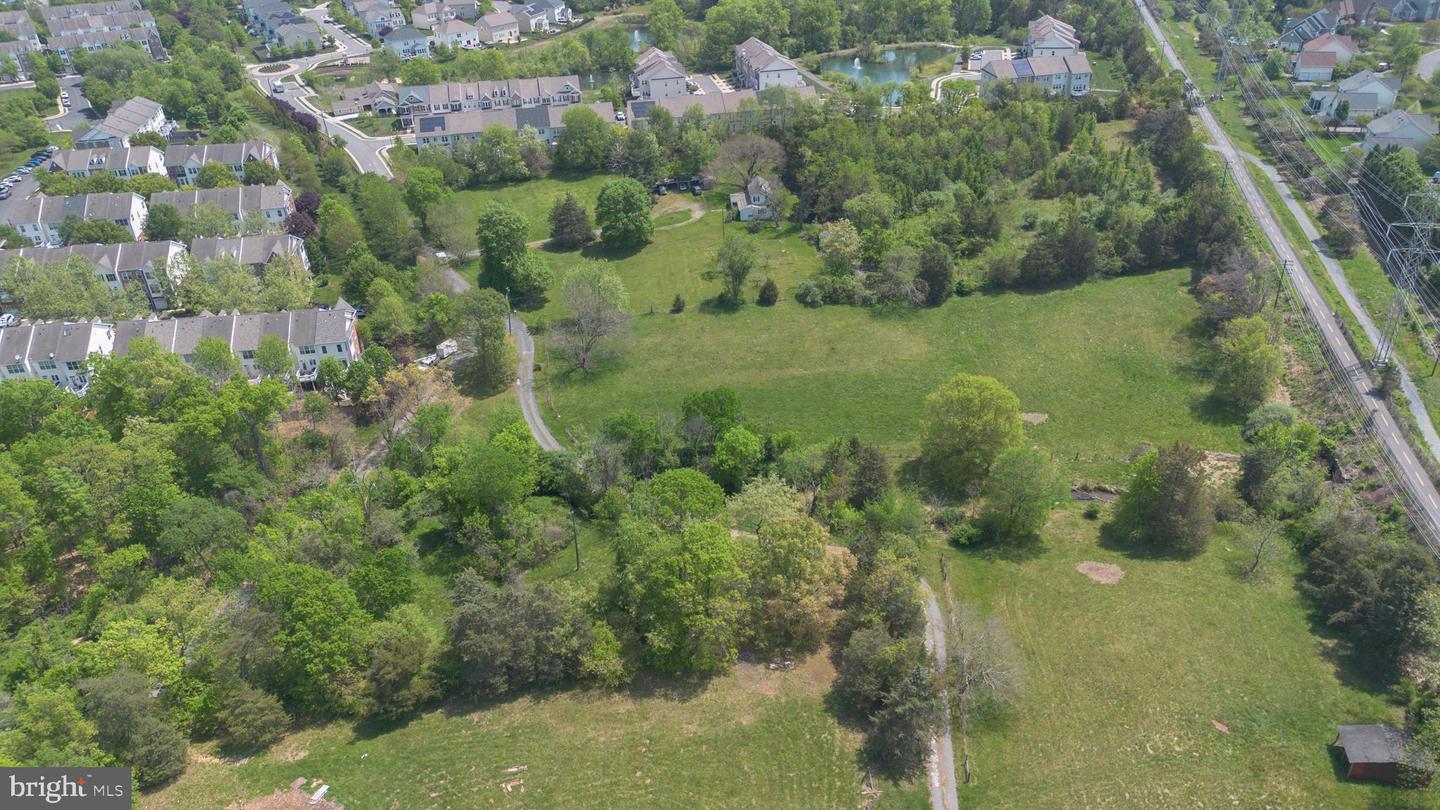 43537 GRAVES LN, ASHBURN, Virginia 20147, 3 Bedrooms Bedrooms, ,1 BathroomBathrooms,Residential,For sale,43537 GRAVES LN,VALO2094502 MLS # VALO2094502