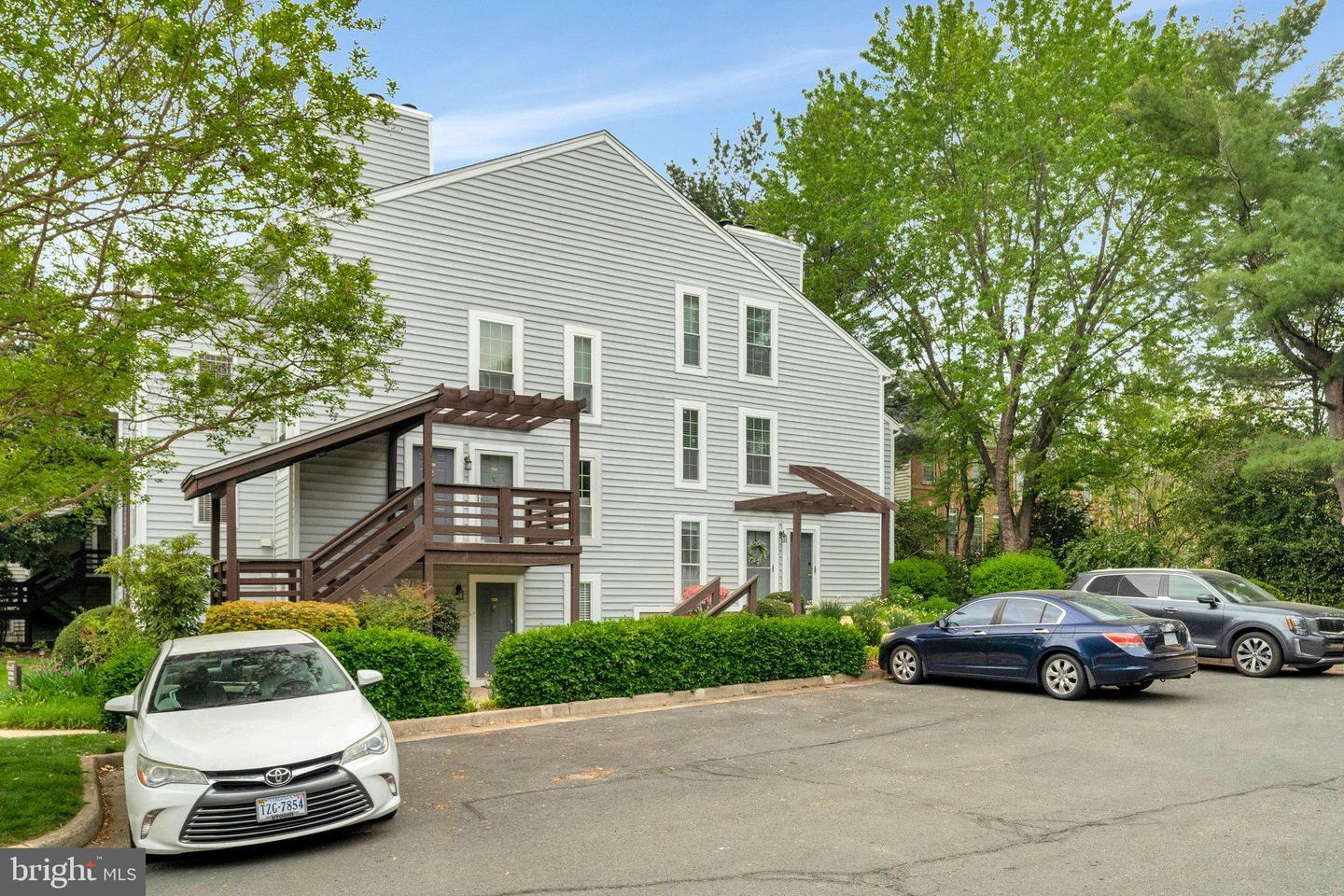 10006 OAKTON TERRACE RD, OAKTON, Virginia 22124, 1 Bedroom Bedrooms, ,1 BathroomBathrooms,Residential,For sale,10006 OAKTON TERRACE RD,VAFX2235846 MLS # VAFX2235846