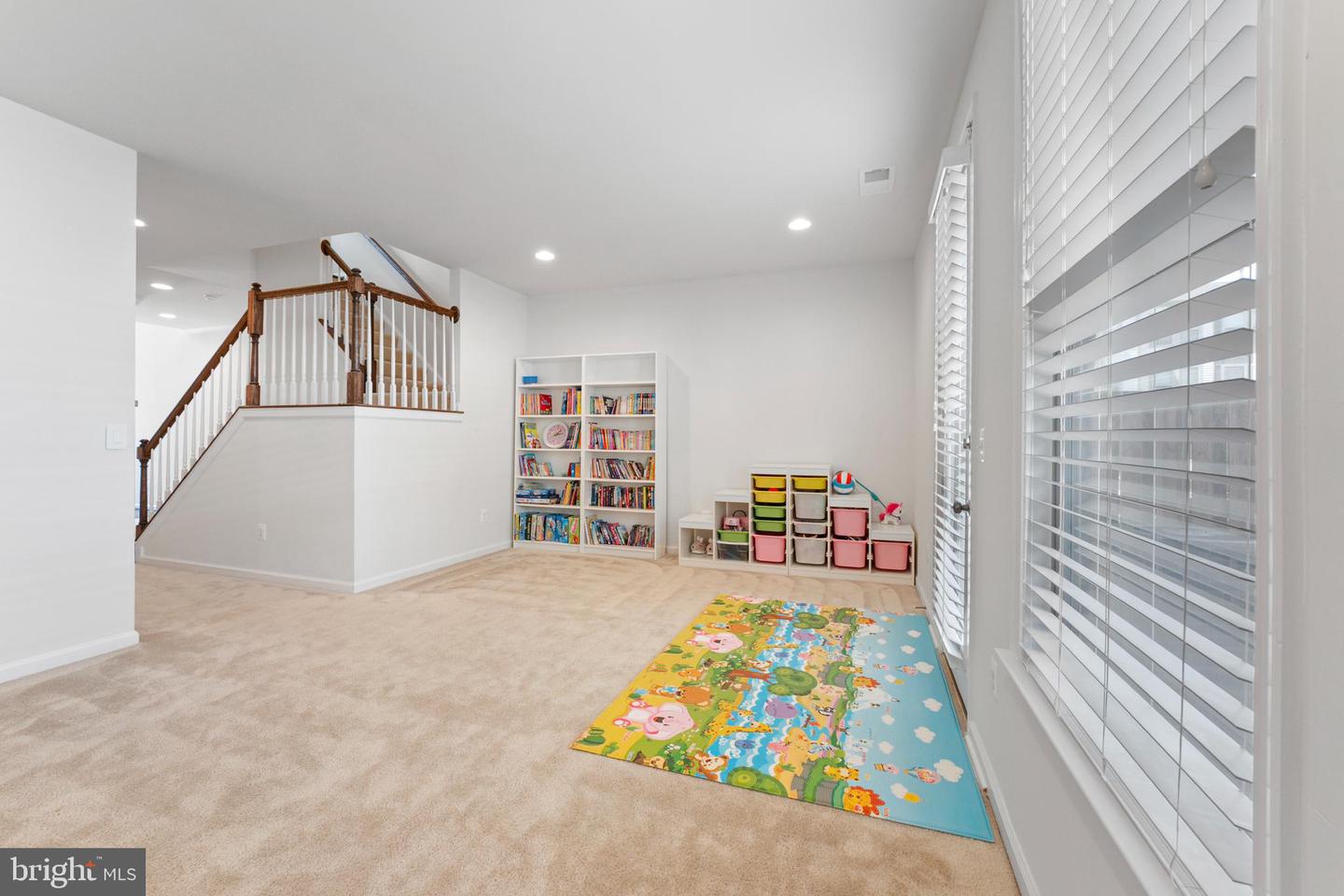 42344 ALDER FOREST TER, STERLING, Virginia 20166, 3 Bedrooms Bedrooms, ,2 BathroomsBathrooms,Residential,For sale,42344 ALDER FOREST TER,VALO2094454 MLS # VALO2094454