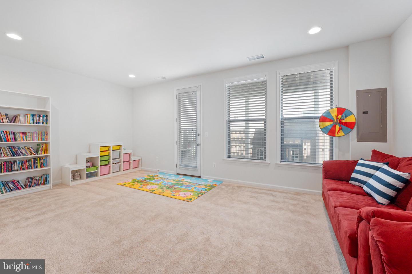 42344 ALDER FOREST TER, STERLING, Virginia 20166, 3 Bedrooms Bedrooms, ,2 BathroomsBathrooms,Residential,For sale,42344 ALDER FOREST TER,VALO2094454 MLS # VALO2094454