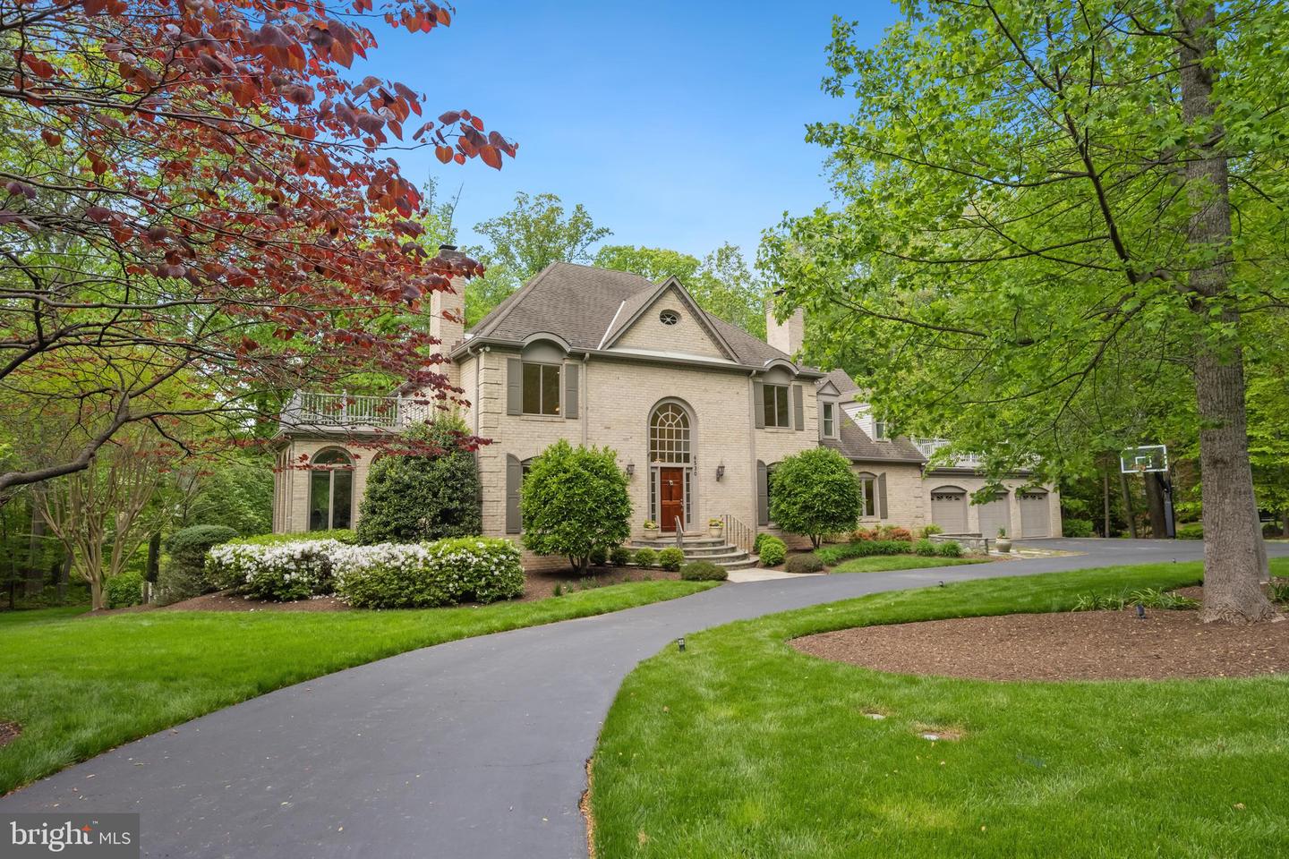 6530 HEATHER BROOK CT, MCLEAN, Virginia 22101, 6 Bedrooms Bedrooms, ,3 BathroomsBathrooms,Residential,For sale,6530 HEATHER BROOK CT,VAFX2235942 MLS # VAFX2235942