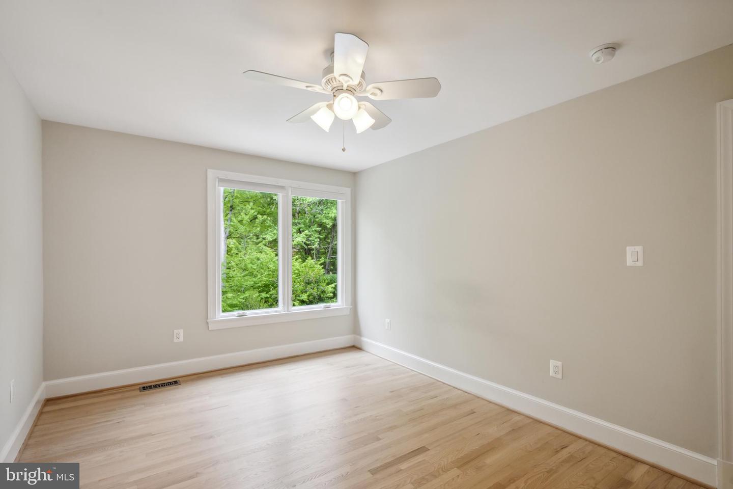 6530 HEATHER BROOK CT, MCLEAN, Virginia 22101, 6 Bedrooms Bedrooms, ,3 BathroomsBathrooms,Residential,For sale,6530 HEATHER BROOK CT,VAFX2235942 MLS # VAFX2235942