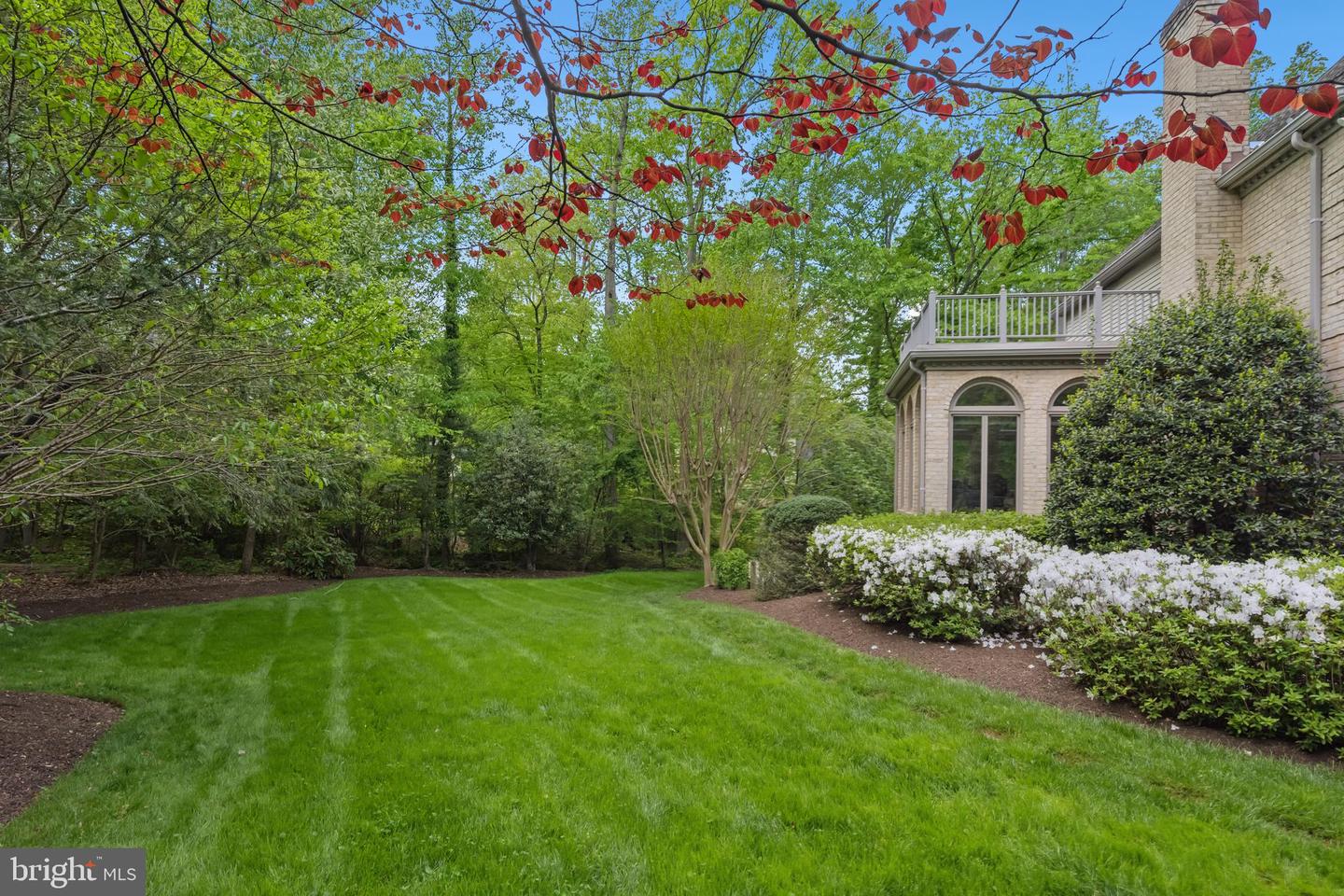 6530 HEATHER BROOK CT, MCLEAN, Virginia 22101, 6 Bedrooms Bedrooms, ,3 BathroomsBathrooms,Residential,For sale,6530 HEATHER BROOK CT,VAFX2235942 MLS # VAFX2235942
