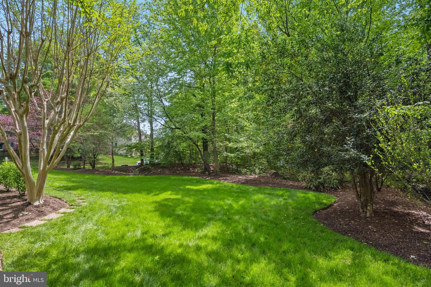 6530 HEATHER BROOK CT, MCLEAN, Virginia 22101, 6 Bedrooms Bedrooms, ,3 BathroomsBathrooms,Residential,For sale,6530 HEATHER BROOK CT,VAFX2235942 MLS # VAFX2235942