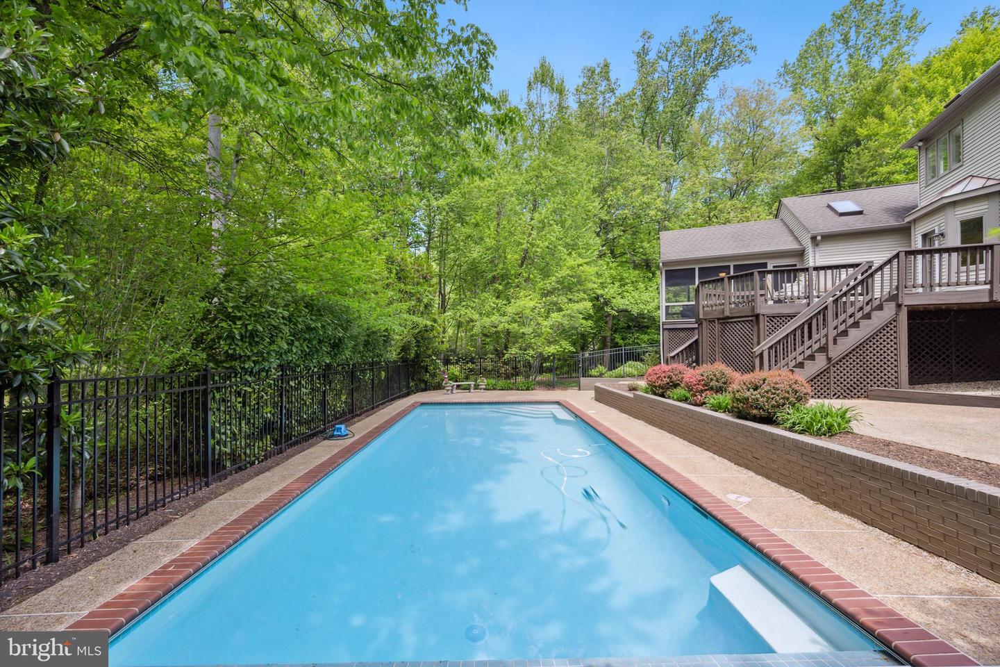 6530 HEATHER BROOK CT, MCLEAN, Virginia 22101, 6 Bedrooms Bedrooms, ,3 BathroomsBathrooms,Residential,For sale,6530 HEATHER BROOK CT,VAFX2235942 MLS # VAFX2235942