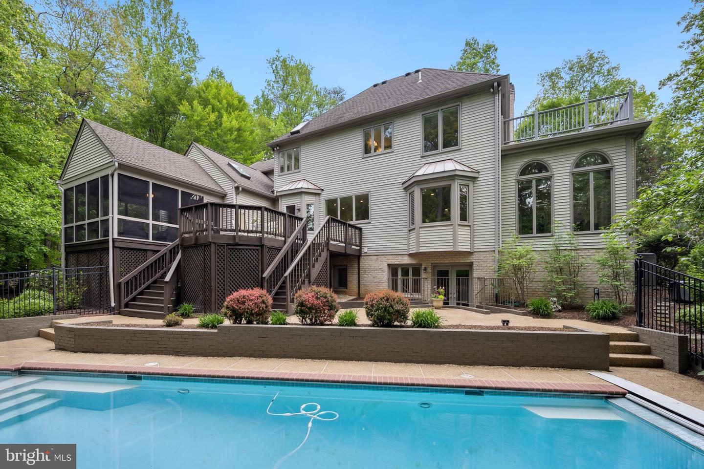 6530 HEATHER BROOK CT, MCLEAN, Virginia 22101, 6 Bedrooms Bedrooms, ,3 BathroomsBathrooms,Residential,For sale,6530 HEATHER BROOK CT,VAFX2235942 MLS # VAFX2235942