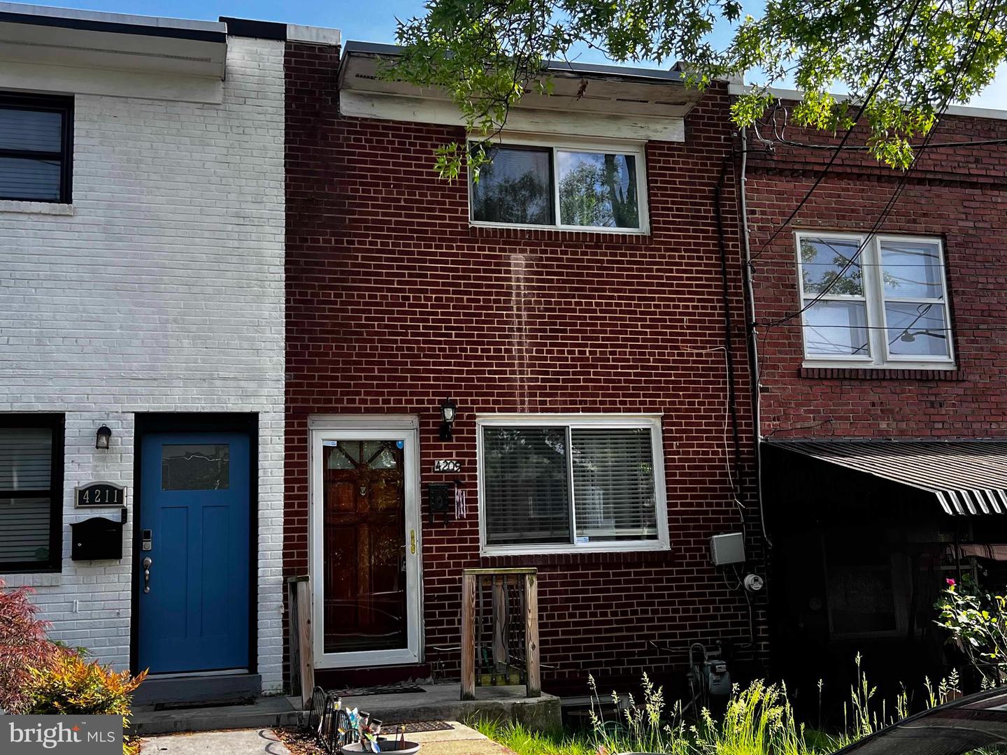 4209 GAULT PL NE, WASHINGTON, District Of Columbia 20019, 2 Bedrooms Bedrooms, ,1 BathroomBathrooms,Residential,For sale,4209 GAULT PL NE,DCDC2196716 MLS # DCDC2196716