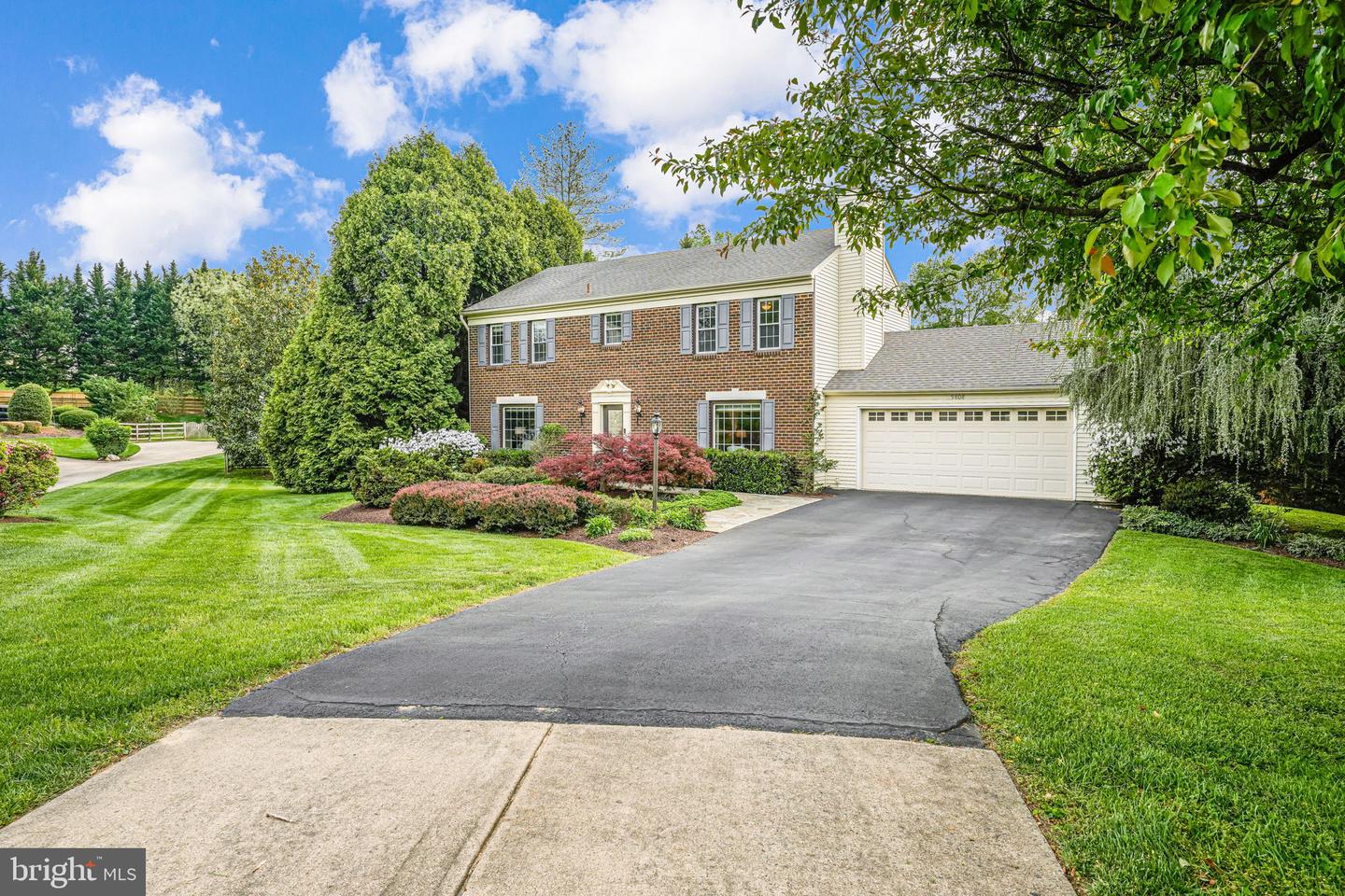 9808 KOHOUTEK CT, VIENNA, Virginia 22182, 4 Bedrooms Bedrooms, ,3 BathroomsBathrooms,Residential,For sale,9808 KOHOUTEK CT,VAFX2235778 MLS # VAFX2235778