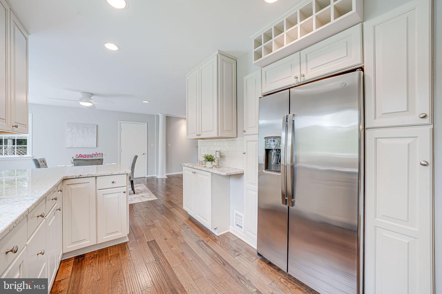 9808 KOHOUTEK CT, VIENNA, Virginia 22182, 4 Bedrooms Bedrooms, ,3 BathroomsBathrooms,Residential,For sale,9808 KOHOUTEK CT,VAFX2235778 MLS # VAFX2235778