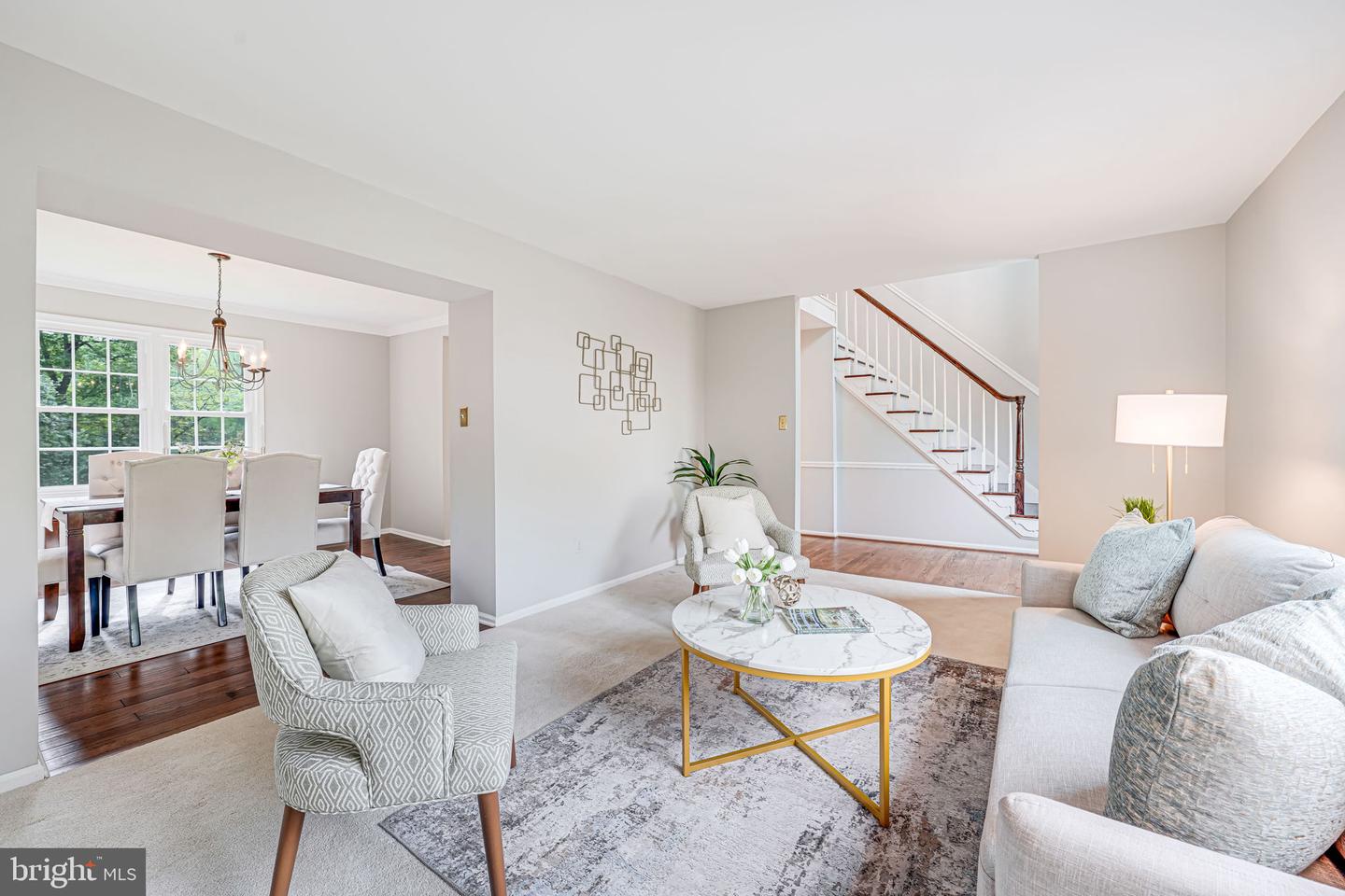9808 KOHOUTEK CT, VIENNA, Virginia 22182, 4 Bedrooms Bedrooms, ,3 BathroomsBathrooms,Residential,For sale,9808 KOHOUTEK CT,VAFX2235778 MLS # VAFX2235778