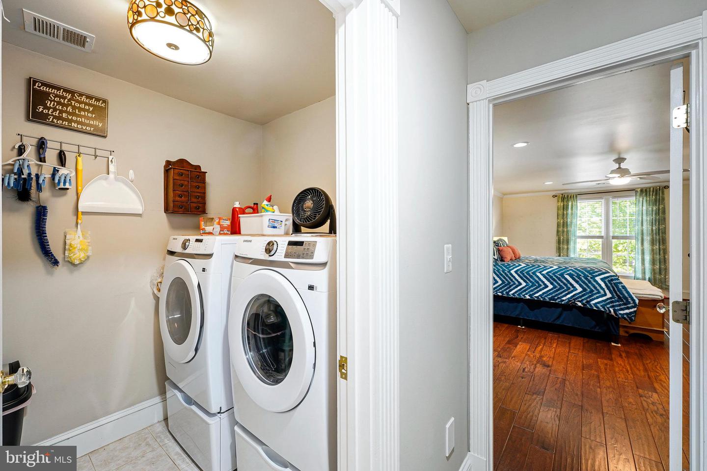 520 CLAGETT ST SW, LEESBURG, Virginia 20175, 4 Bedrooms Bedrooms, ,3 BathroomsBathrooms,Residential,For sale,520 CLAGETT ST SW,VALO2094560 MLS # VALO2094560