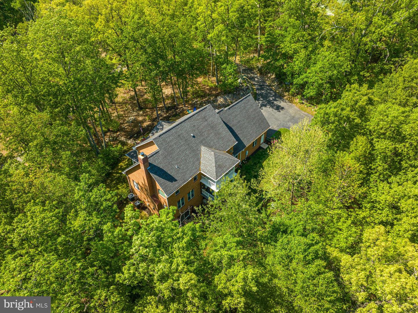 520 CLAGETT ST SW, LEESBURG, Virginia 20175, 4 Bedrooms Bedrooms, ,3 BathroomsBathrooms,Residential,For sale,520 CLAGETT ST SW,VALO2094560 MLS # VALO2094560