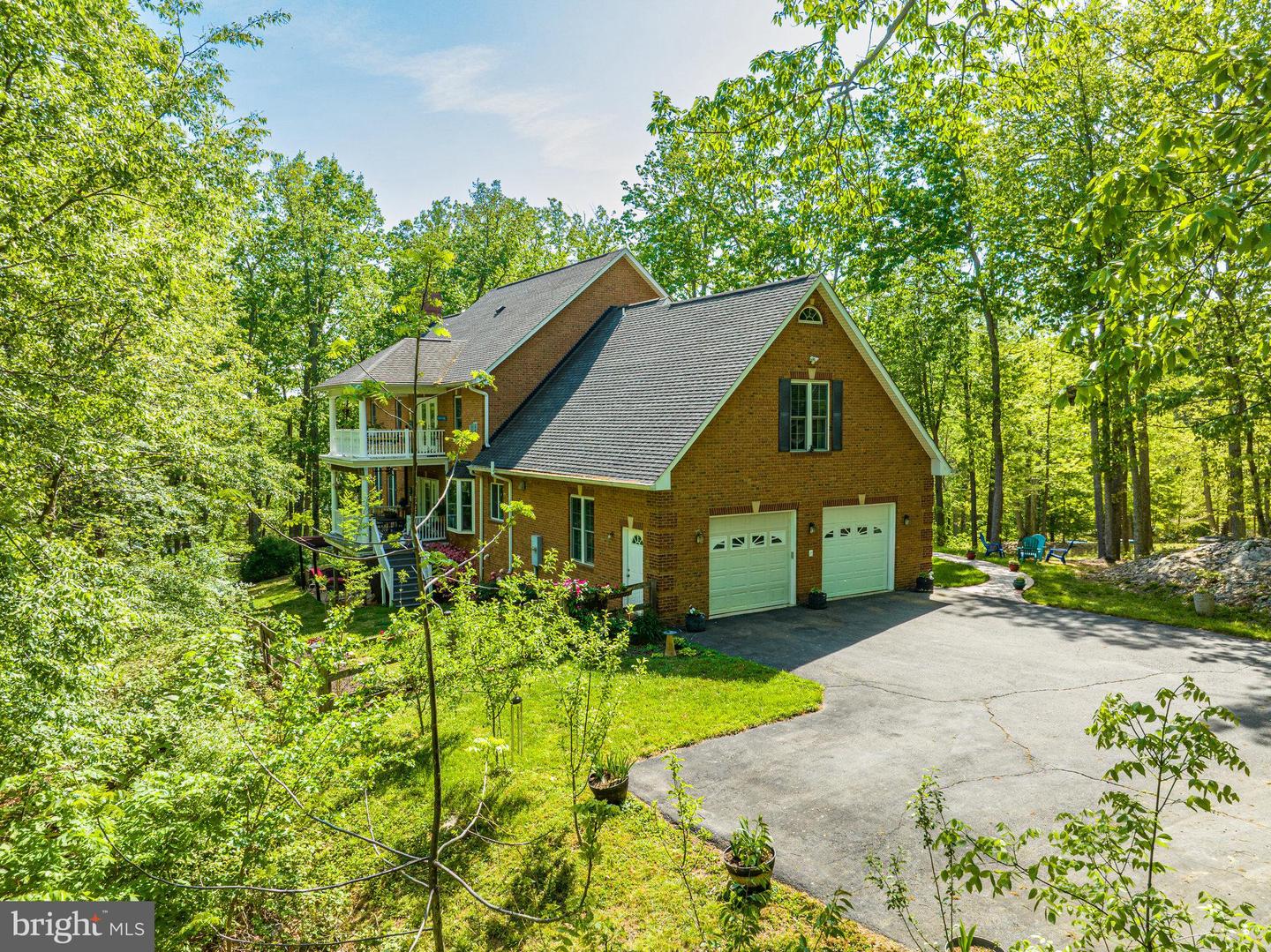 520 CLAGETT ST SW, LEESBURG, Virginia 20175, 4 Bedrooms Bedrooms, ,3 BathroomsBathrooms,Residential,For sale,520 CLAGETT ST SW,VALO2094560 MLS # VALO2094560