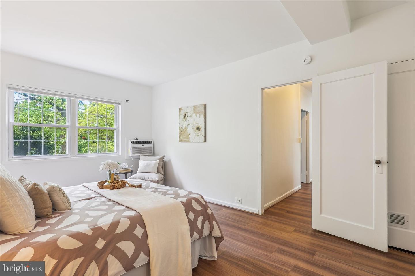 3733 GUNSTON RD, ALEXANDRIA, Virginia 22302, 2 Bedrooms Bedrooms, ,1 BathroomBathrooms,Residential,For sale,3733 GUNSTON RD,VAAX2044460 MLS # VAAX2044460