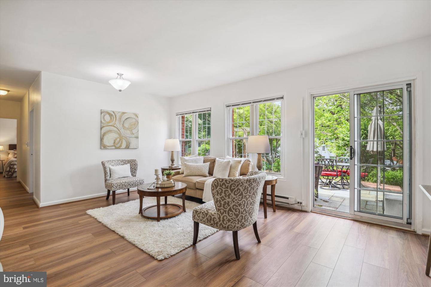 3733 GUNSTON RD, ALEXANDRIA, Virginia 22302, 2 Bedrooms Bedrooms, ,1 BathroomBathrooms,Residential,For sale,3733 GUNSTON RD,VAAX2044460 MLS # VAAX2044460