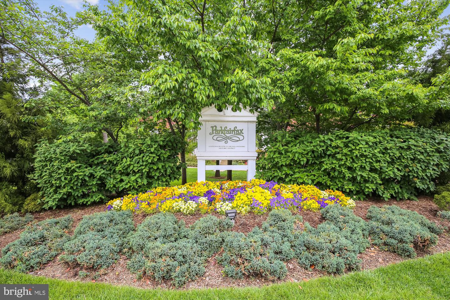 3733 GUNSTON RD, ALEXANDRIA, Virginia 22302, 2 Bedrooms Bedrooms, ,1 BathroomBathrooms,Residential,For sale,3733 GUNSTON RD,VAAX2044460 MLS # VAAX2044460