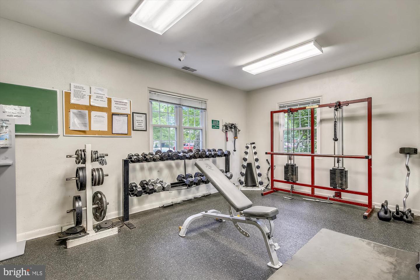 3733 GUNSTON RD, ALEXANDRIA, Virginia 22302, 2 Bedrooms Bedrooms, ,1 BathroomBathrooms,Residential,For sale,3733 GUNSTON RD,VAAX2044460 MLS # VAAX2044460