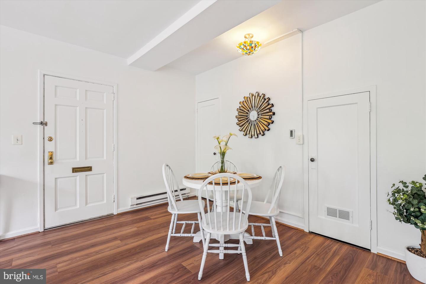 3733 GUNSTON RD, ALEXANDRIA, Virginia 22302, 2 Bedrooms Bedrooms, ,1 BathroomBathrooms,Residential,For sale,3733 GUNSTON RD,VAAX2044460 MLS # VAAX2044460