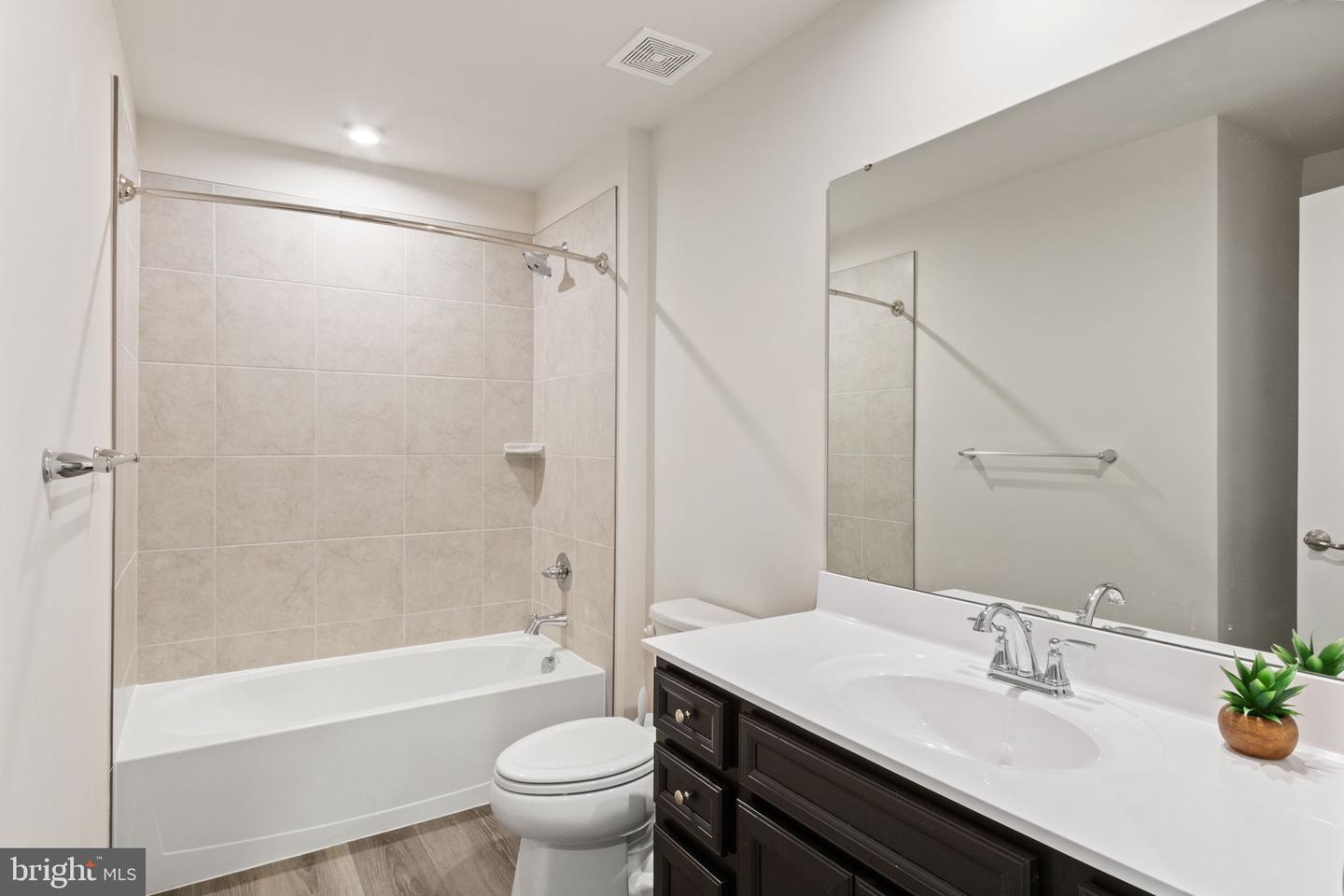 1126 DOVETAIL CIR, FREDERICKSBURG, Virginia 22401, 4 Bedrooms Bedrooms, ,3 BathroomsBathrooms,Residential,For sale,1126 DOVETAIL CIR,VAFB2008042 MLS # VAFB2008042