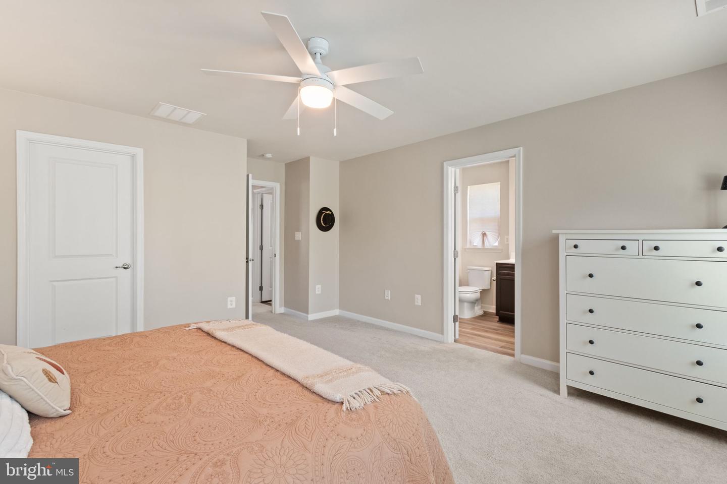 1126 DOVETAIL CIR, FREDERICKSBURG, Virginia 22401, 4 Bedrooms Bedrooms, ,3 BathroomsBathrooms,Residential,For sale,1126 DOVETAIL CIR,VAFB2008042 MLS # VAFB2008042