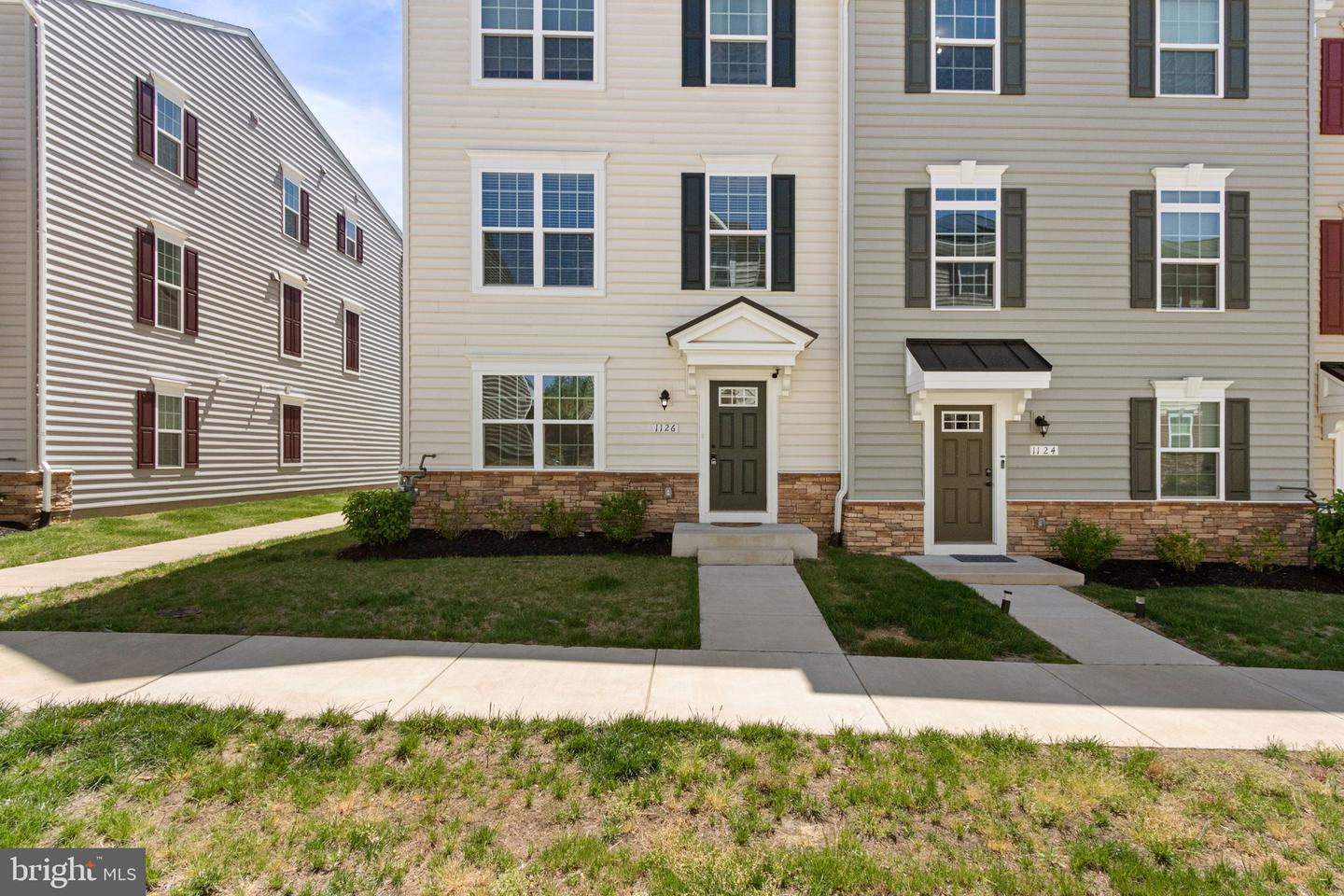 1126 DOVETAIL CIR, FREDERICKSBURG, Virginia 22401, 4 Bedrooms Bedrooms, ,3 BathroomsBathrooms,Residential,For sale,1126 DOVETAIL CIR,VAFB2008042 MLS # VAFB2008042