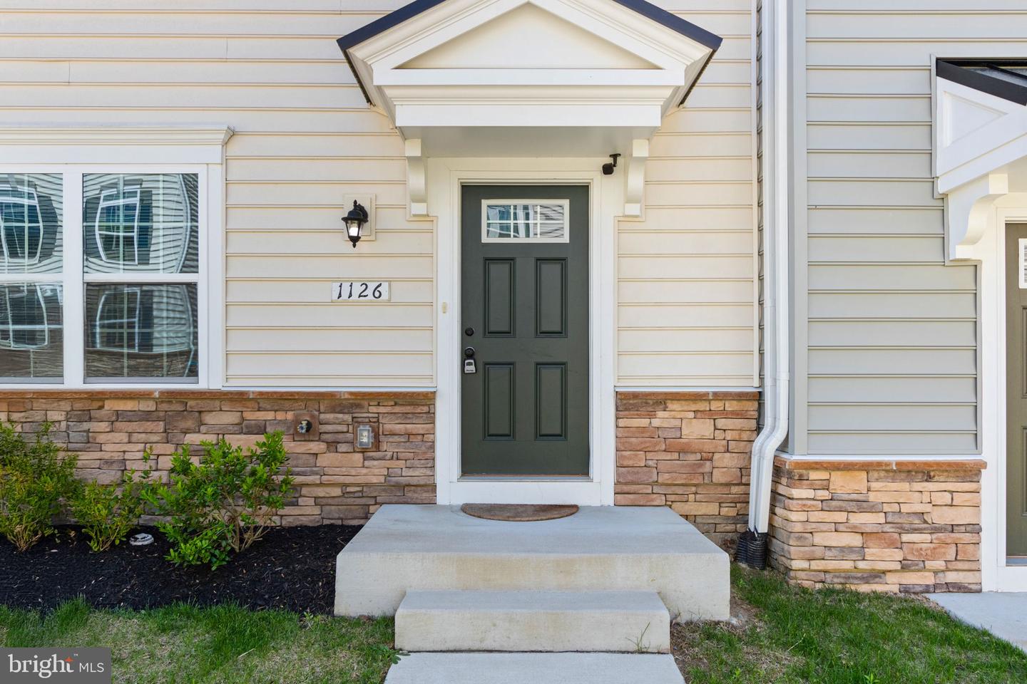1126 DOVETAIL CIR, FREDERICKSBURG, Virginia 22401, 4 Bedrooms Bedrooms, ,3 BathroomsBathrooms,Residential,For sale,1126 DOVETAIL CIR,VAFB2008042 MLS # VAFB2008042