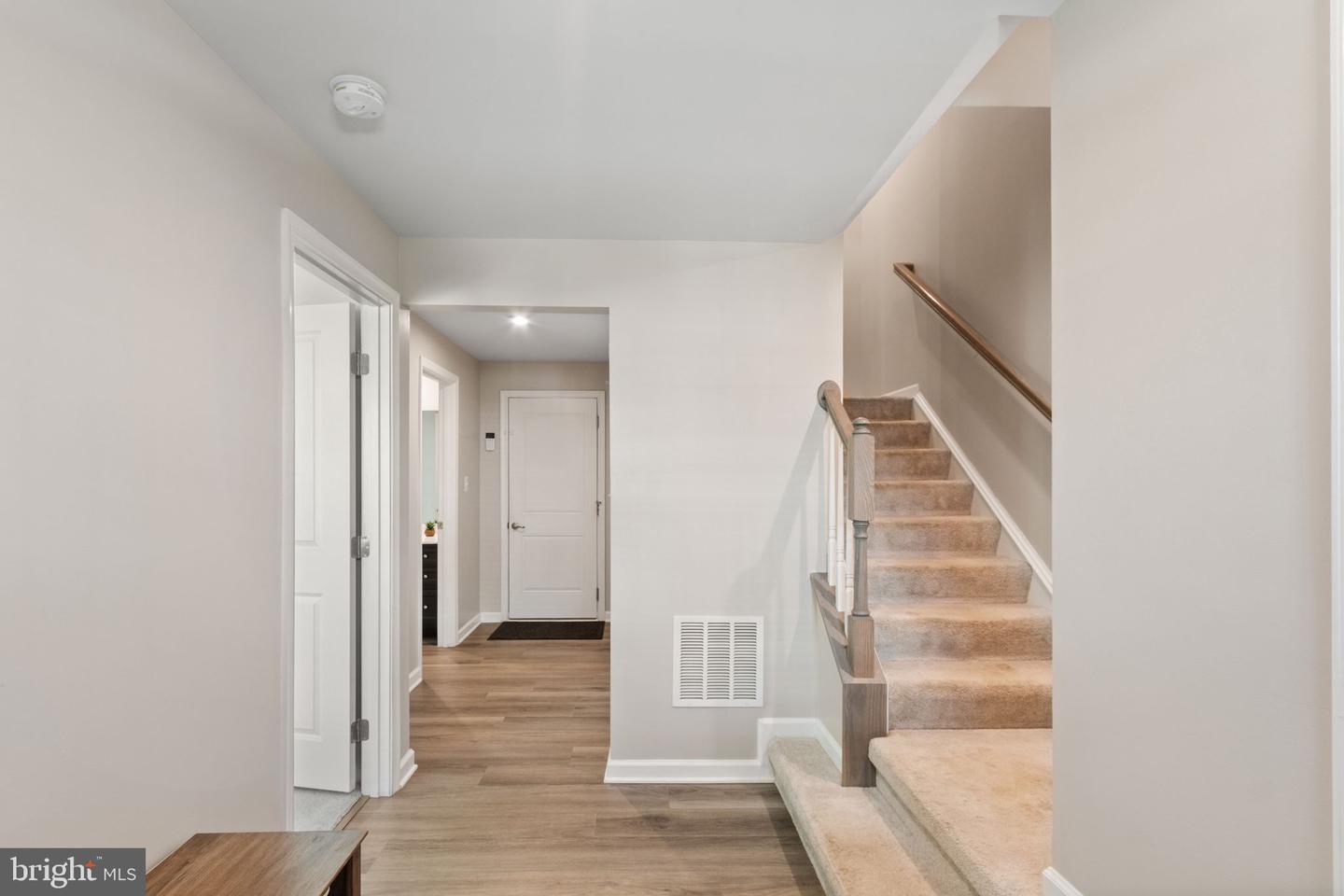 1126 DOVETAIL CIR, FREDERICKSBURG, Virginia 22401, 4 Bedrooms Bedrooms, ,3 BathroomsBathrooms,Residential,For sale,1126 DOVETAIL CIR,VAFB2008042 MLS # VAFB2008042