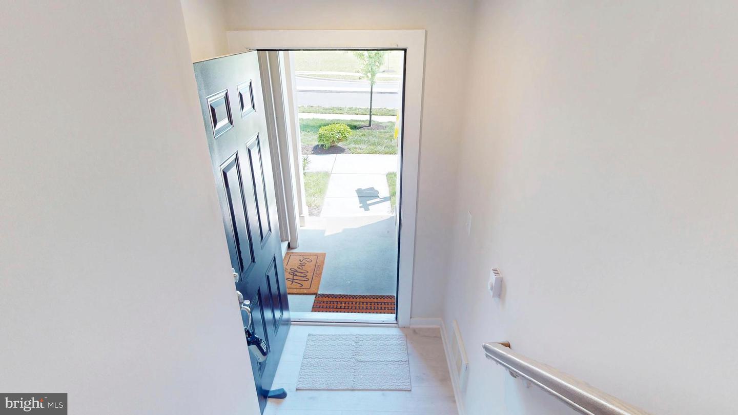 204 PETITE SIRAH TER SE, LEESBURG, Virginia 20175, 3 Bedrooms Bedrooms, ,2 BathroomsBathrooms,Residential,For sale,204 PETITE SIRAH TER SE,VALO2094578 MLS # VALO2094578
