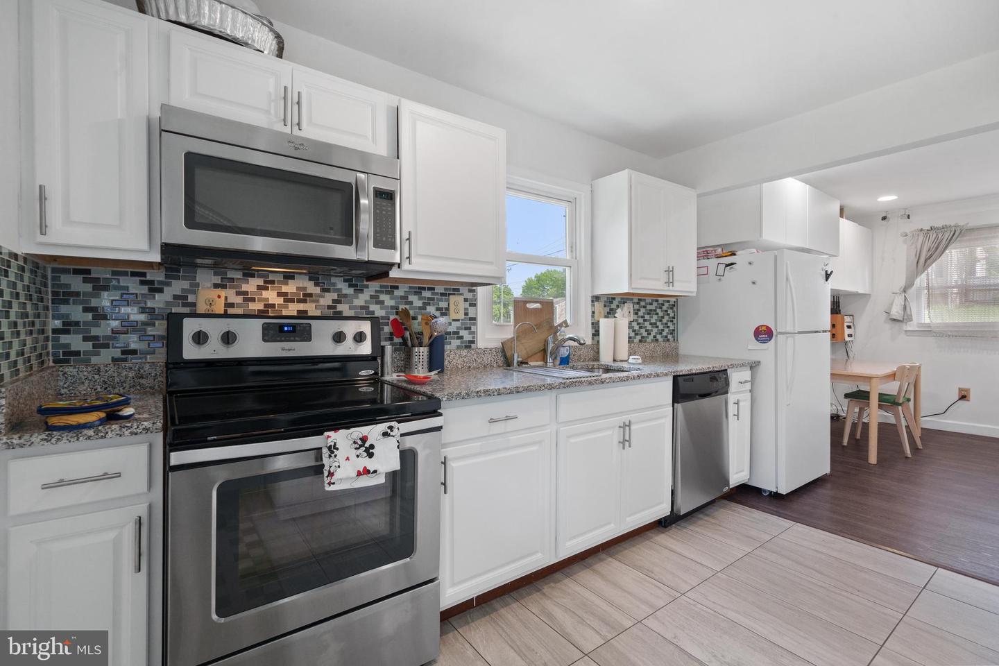 13432 FOREST GLEN RD, WOODBRIDGE, Virginia 22191, 5 Bedrooms Bedrooms, ,2 BathroomsBathrooms,Residential,For sale,13432 FOREST GLEN RD,VAPW2092710 MLS # VAPW2092710