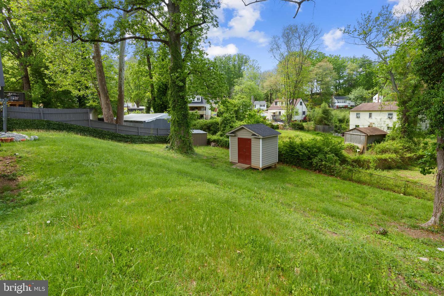 13432 FOREST GLEN RD, WOODBRIDGE, Virginia 22191, 5 Bedrooms Bedrooms, ,2 BathroomsBathrooms,Residential,For sale,13432 FOREST GLEN RD,VAPW2092710 MLS # VAPW2092710