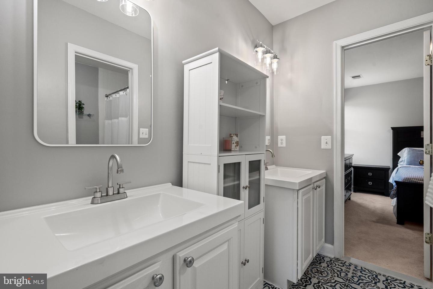 6221 JEAN LOUISE WAY, ALEXANDRIA, Virginia 22310, 5 Bedrooms Bedrooms, ,4 BathroomsBathrooms,Residential,For sale,6221 JEAN LOUISE WAY,VAFX2236072 MLS # VAFX2236072