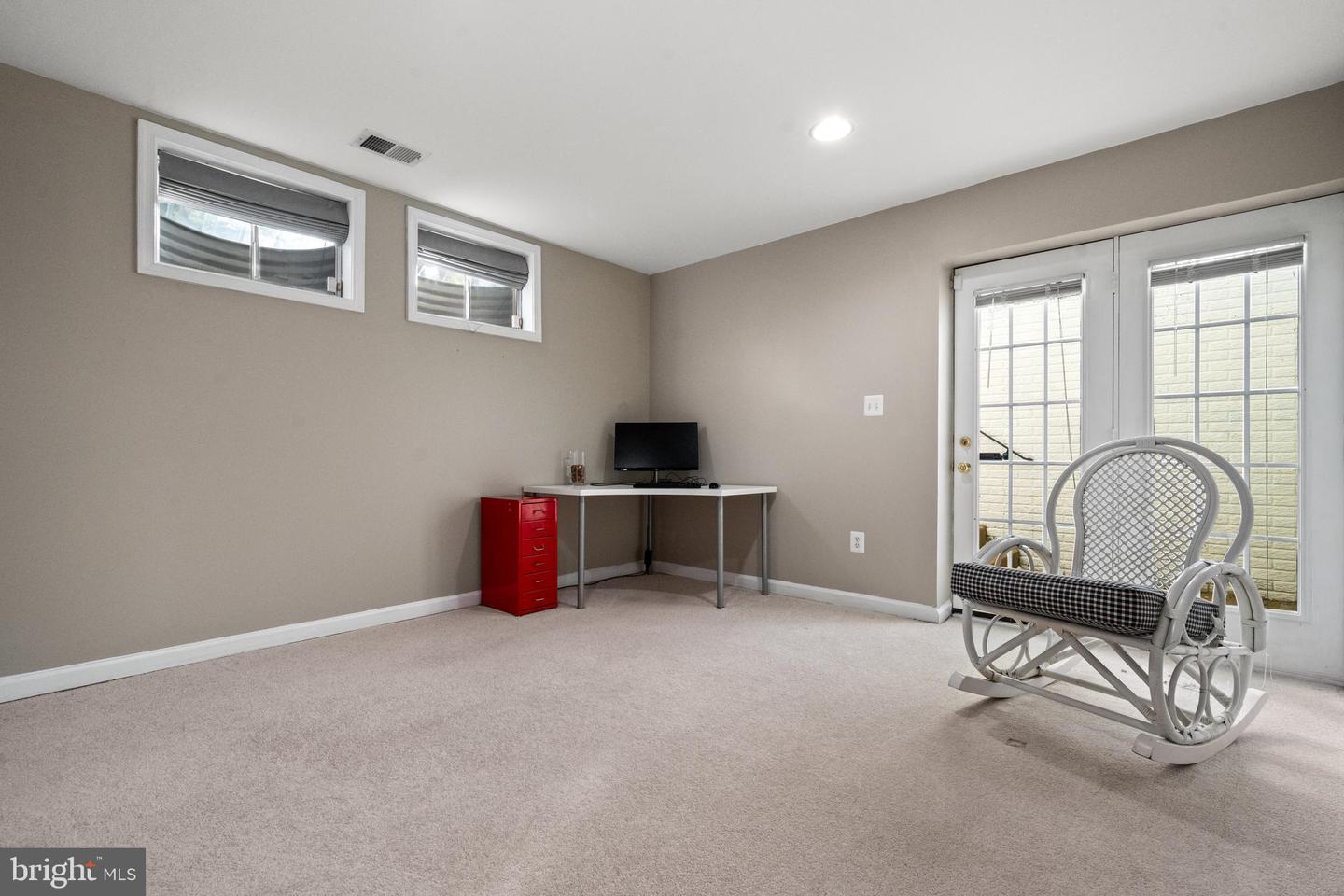 6221 JEAN LOUISE WAY, ALEXANDRIA, Virginia 22310, 5 Bedrooms Bedrooms, ,4 BathroomsBathrooms,Residential,For sale,6221 JEAN LOUISE WAY,VAFX2236072 MLS # VAFX2236072