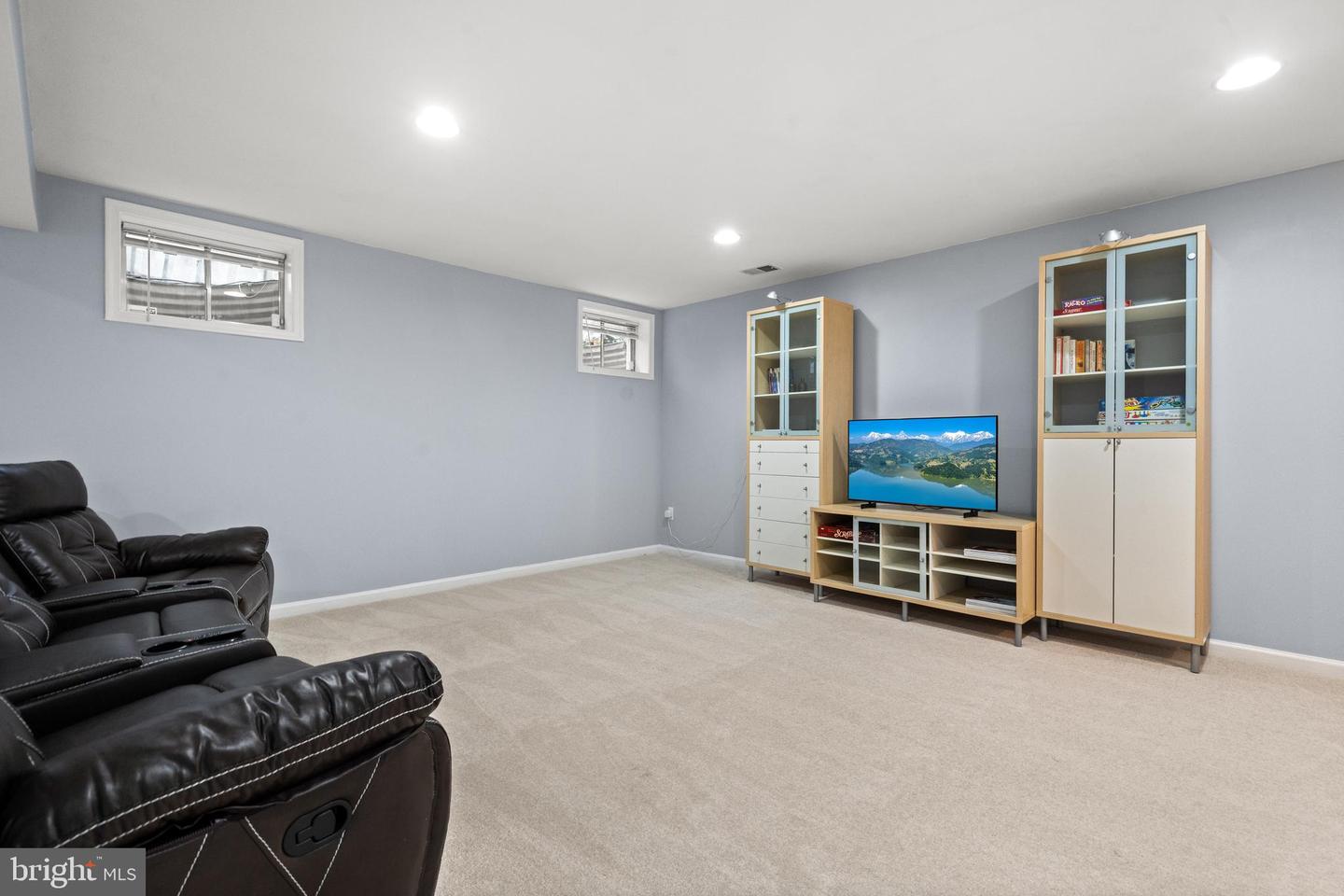 6221 JEAN LOUISE WAY, ALEXANDRIA, Virginia 22310, 5 Bedrooms Bedrooms, ,4 BathroomsBathrooms,Residential,For sale,6221 JEAN LOUISE WAY,VAFX2236072 MLS # VAFX2236072