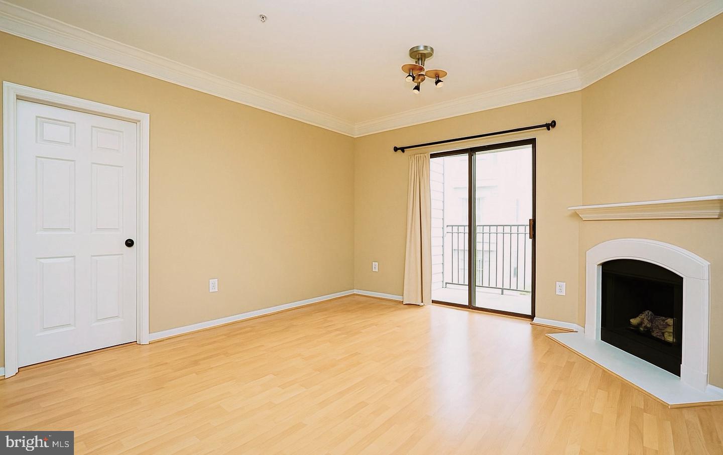 1580 SPRING GATE DR #4303, MCLEAN, Virginia 22102, 2 Bedrooms Bedrooms, ,2 BathroomsBathrooms,Residential,For sale,1580 SPRING GATE DR #4303,VAFX2236086 MLS # VAFX2236086