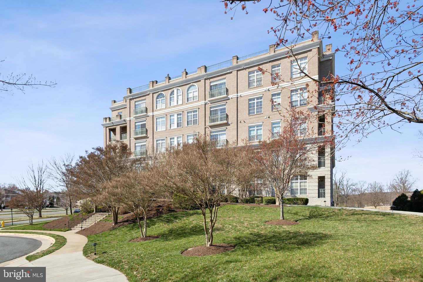 820 BELMONT BAY DR #405, WOODBRIDGE, Virginia 22191, 3 Bedrooms Bedrooms, ,3 BathroomsBathrooms,Residential,For sale,820 BELMONT BAY DR #405,VAPW2092736 MLS # VAPW2092736