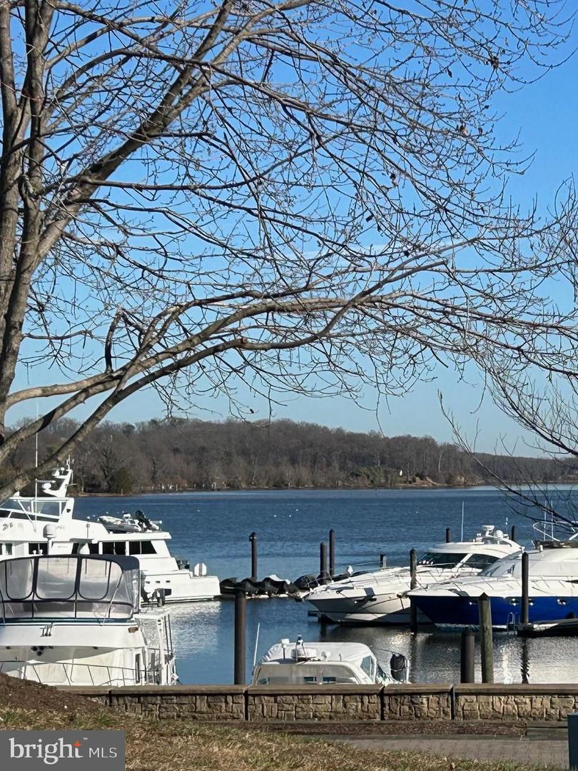 820 BELMONT BAY DR #405, WOODBRIDGE, Virginia 22191, 3 Bedrooms Bedrooms, ,3 BathroomsBathrooms,Residential,For sale,820 BELMONT BAY DR #405,VAPW2092736 MLS # VAPW2092736
