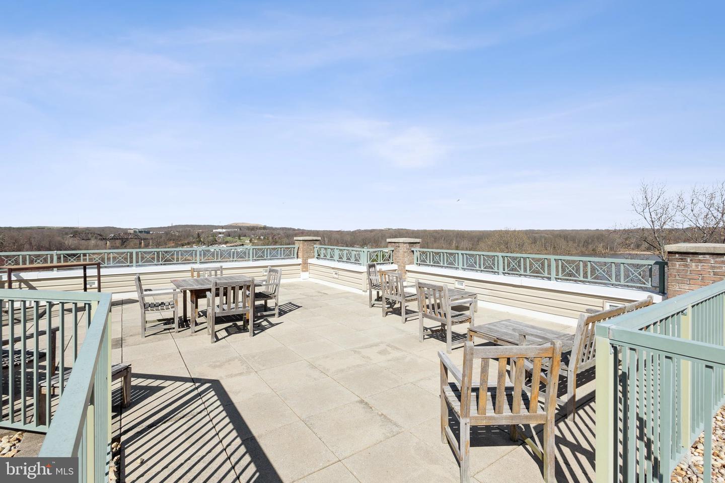 820 BELMONT BAY DR #405, WOODBRIDGE, Virginia 22191, 3 Bedrooms Bedrooms, ,3 BathroomsBathrooms,Residential,For sale,820 BELMONT BAY DR #405,VAPW2092736 MLS # VAPW2092736